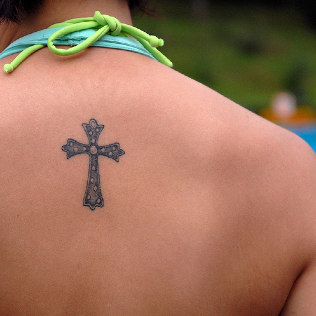 Pretty Cross Tattoos For Women Pictures Pretty Cross Tattoos For Women Pictures