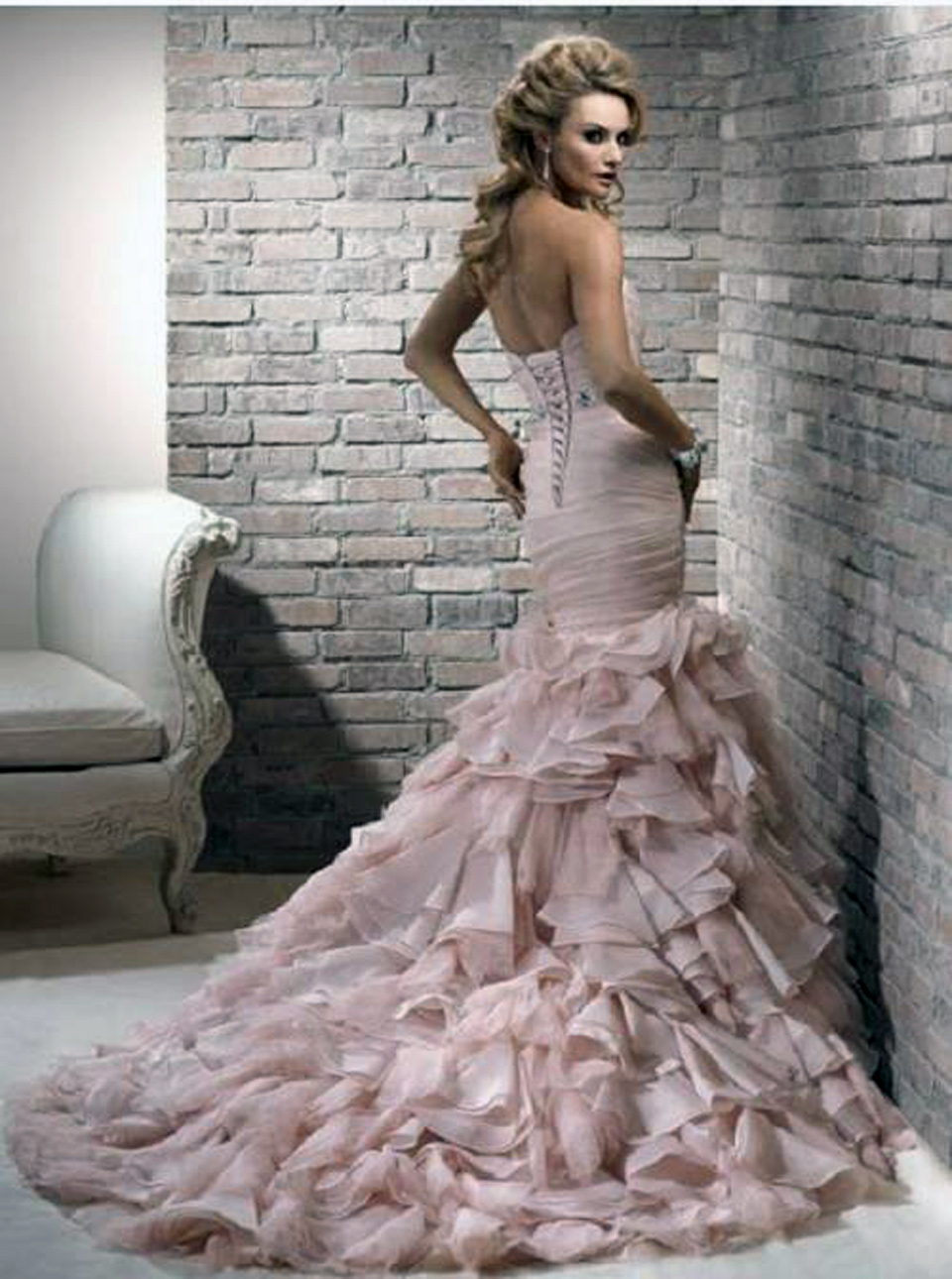 Sweetheart Redding Dressing For Female