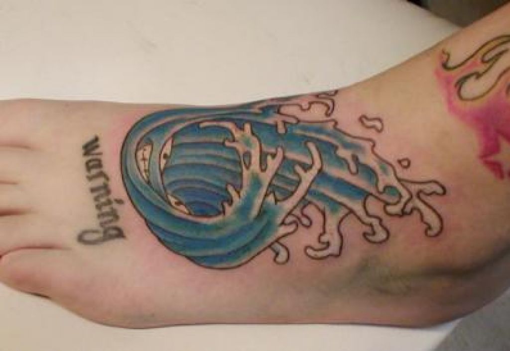 Water Tattoo Design On Legs Pictures